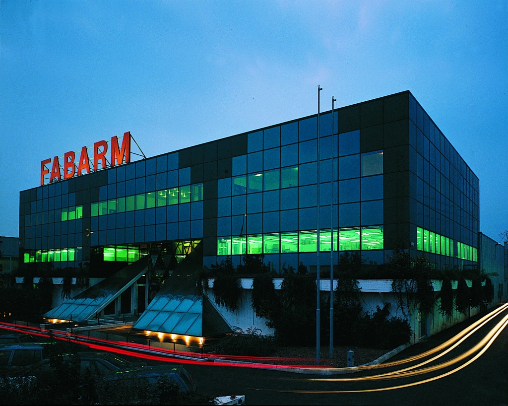 5.-fabarm-_-kachestvo-_-innovatsii-_-dizayn_02.jpg 5.-fabarm-_-kachestvo-_-innovatsii-_-dizayn_02.jpg